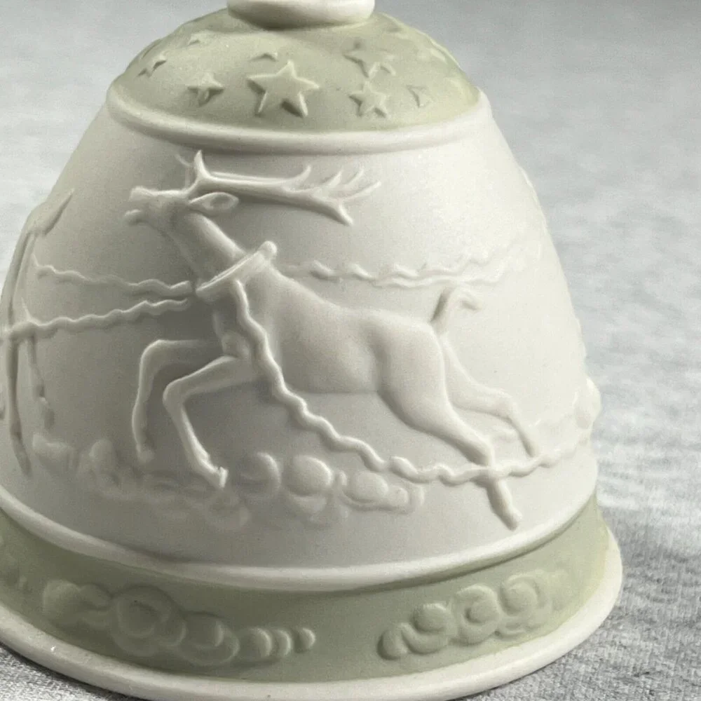 Lladro 1988‎ Christmas Bell Ornament Santa St Nick Reindeer Spain Retired